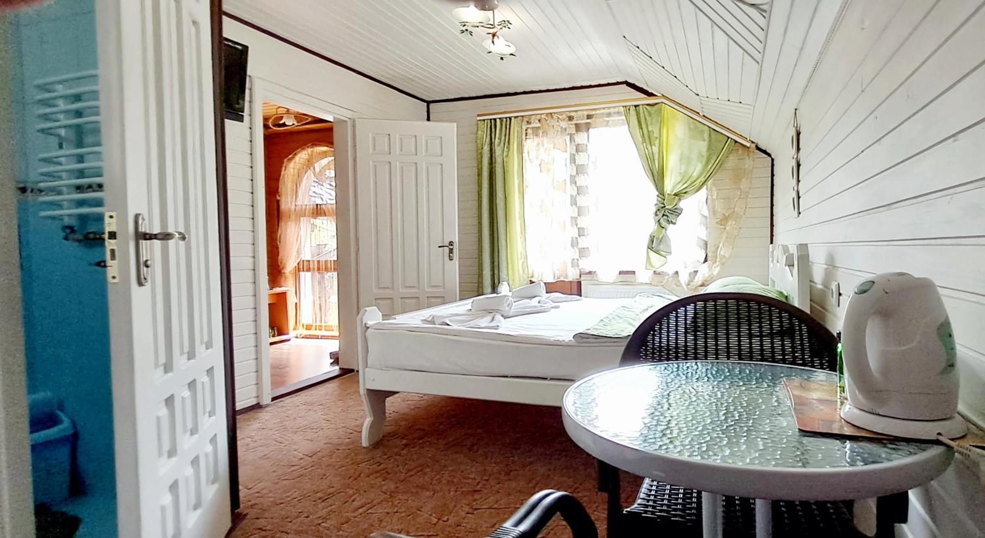 Girska Sonata Hotel & Apartments Mykulychyn Phòng bức ảnh
